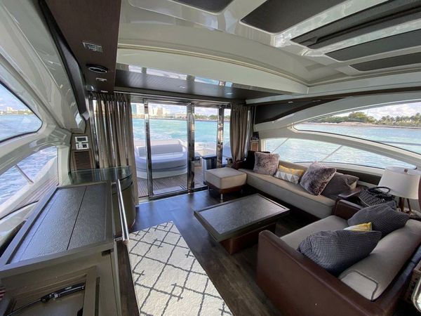 Azimut 62 S | Life is Great