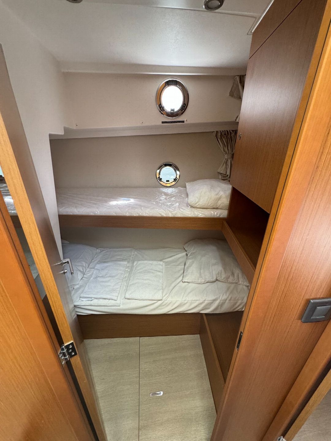 Beneteau Swift Trawler 35 | Lui Di Ju