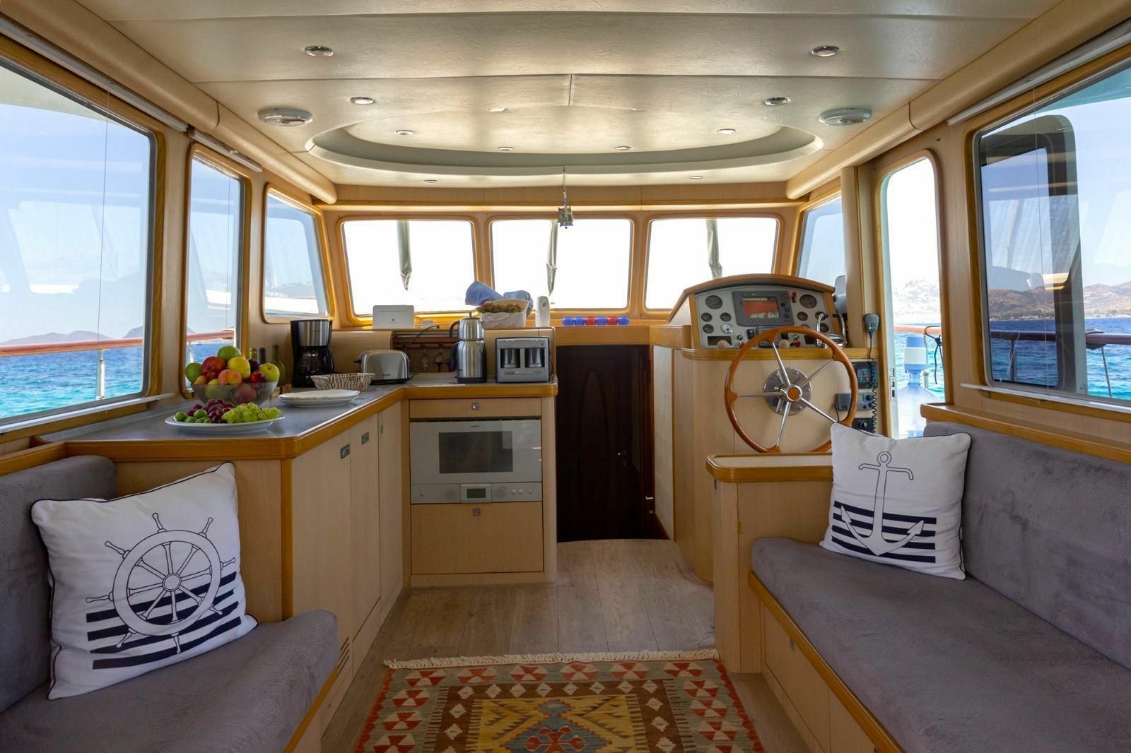 Custom Built 55 | Maia