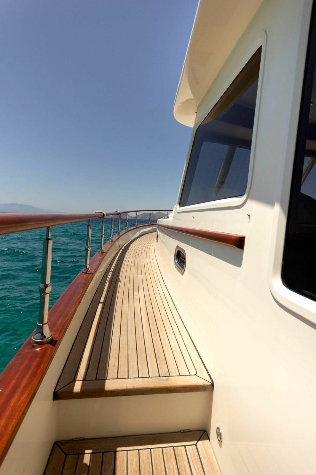 Custom Built 55 | Maia