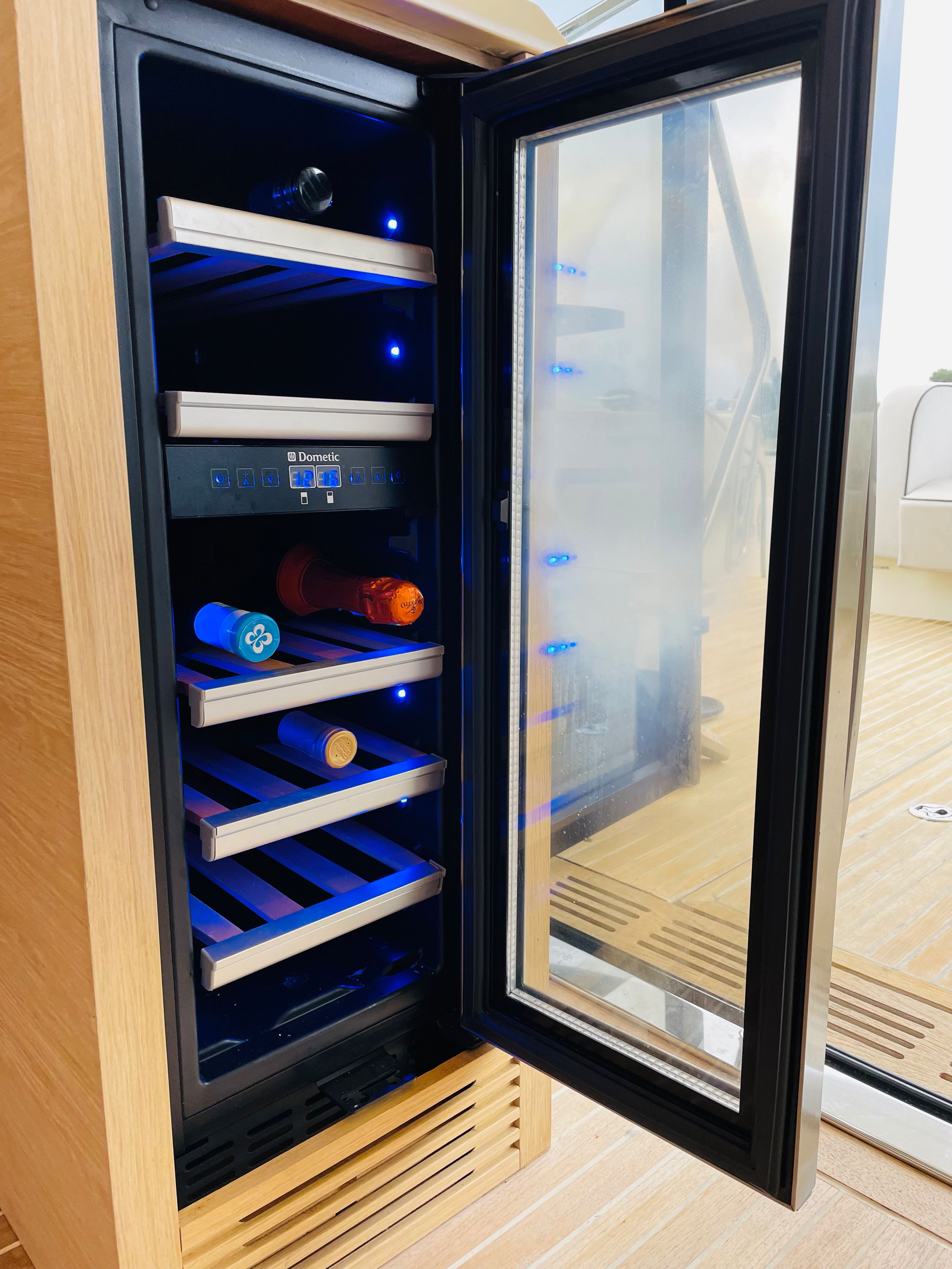 Beneteau Monte Carlo 62 | Singh City