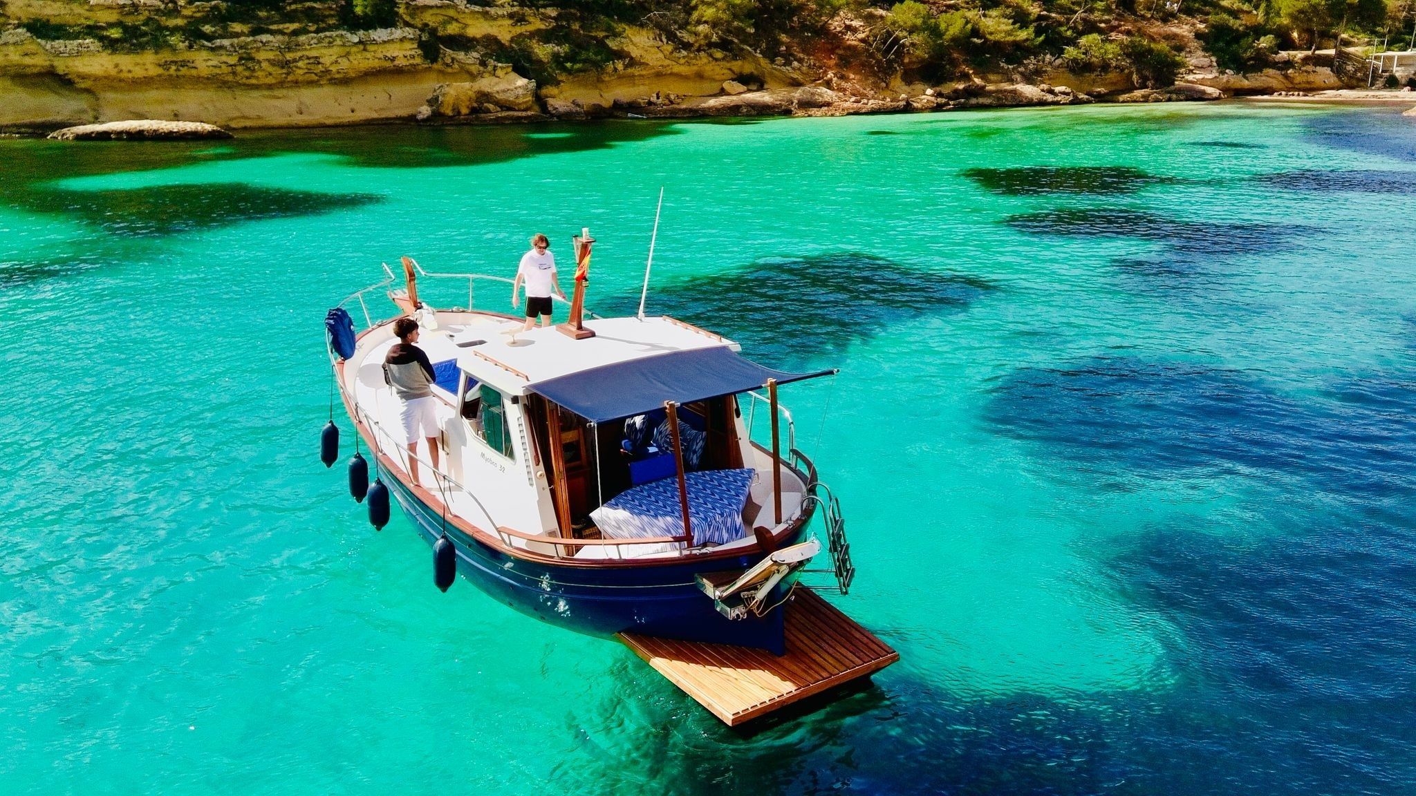 Myabca 32 | Bon Mati Two