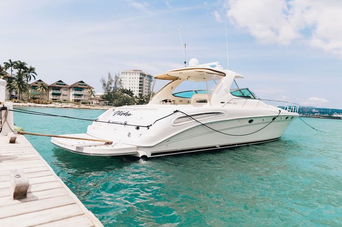 Sea Ray 540 | Nisho