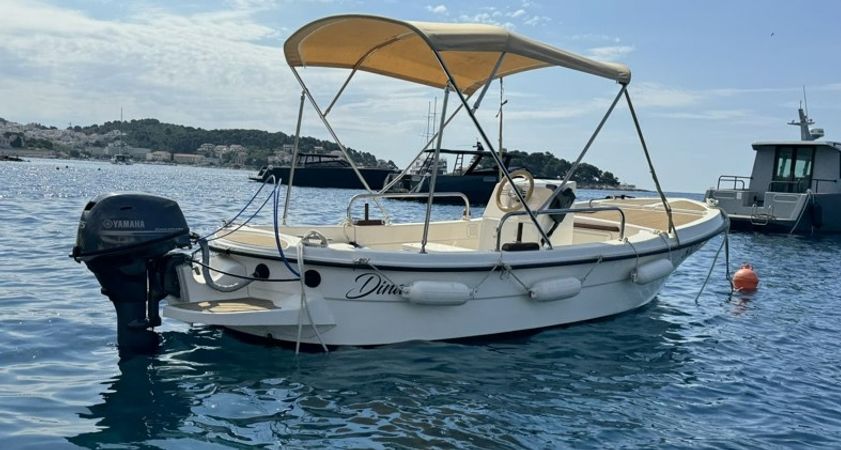 Betina Shipyard 500 | Dina