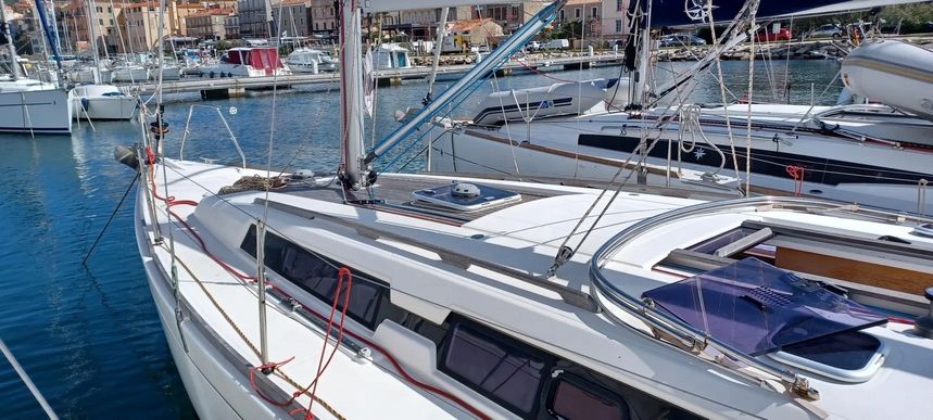 Dufour 335 | Nougatess