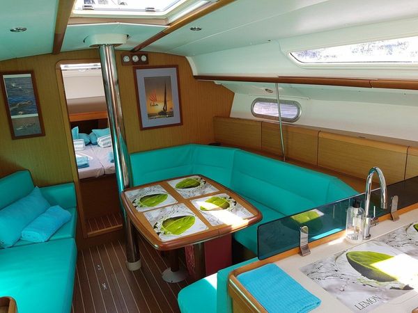 Jeanneau Sun Odyssey 39i | Lina Siete