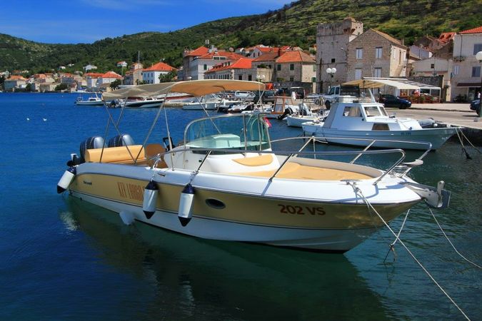 Sessa Key Largo 25 | Navigator