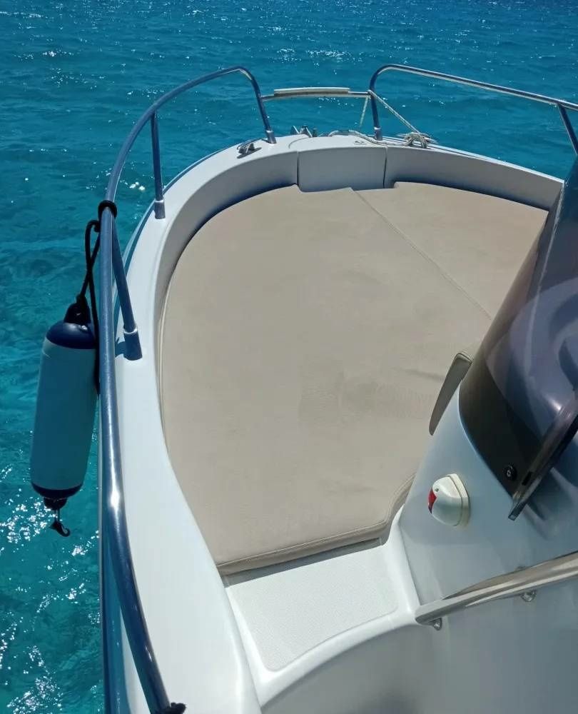 Sessa Key Largo 20 Deck | Aventura 3