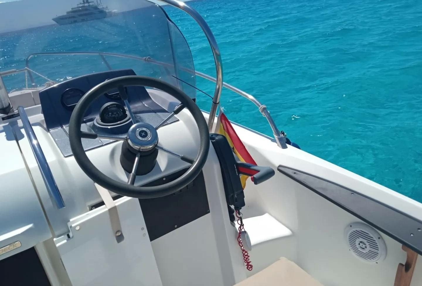 Sessa Key Largo 20 Deck | Aventura 3