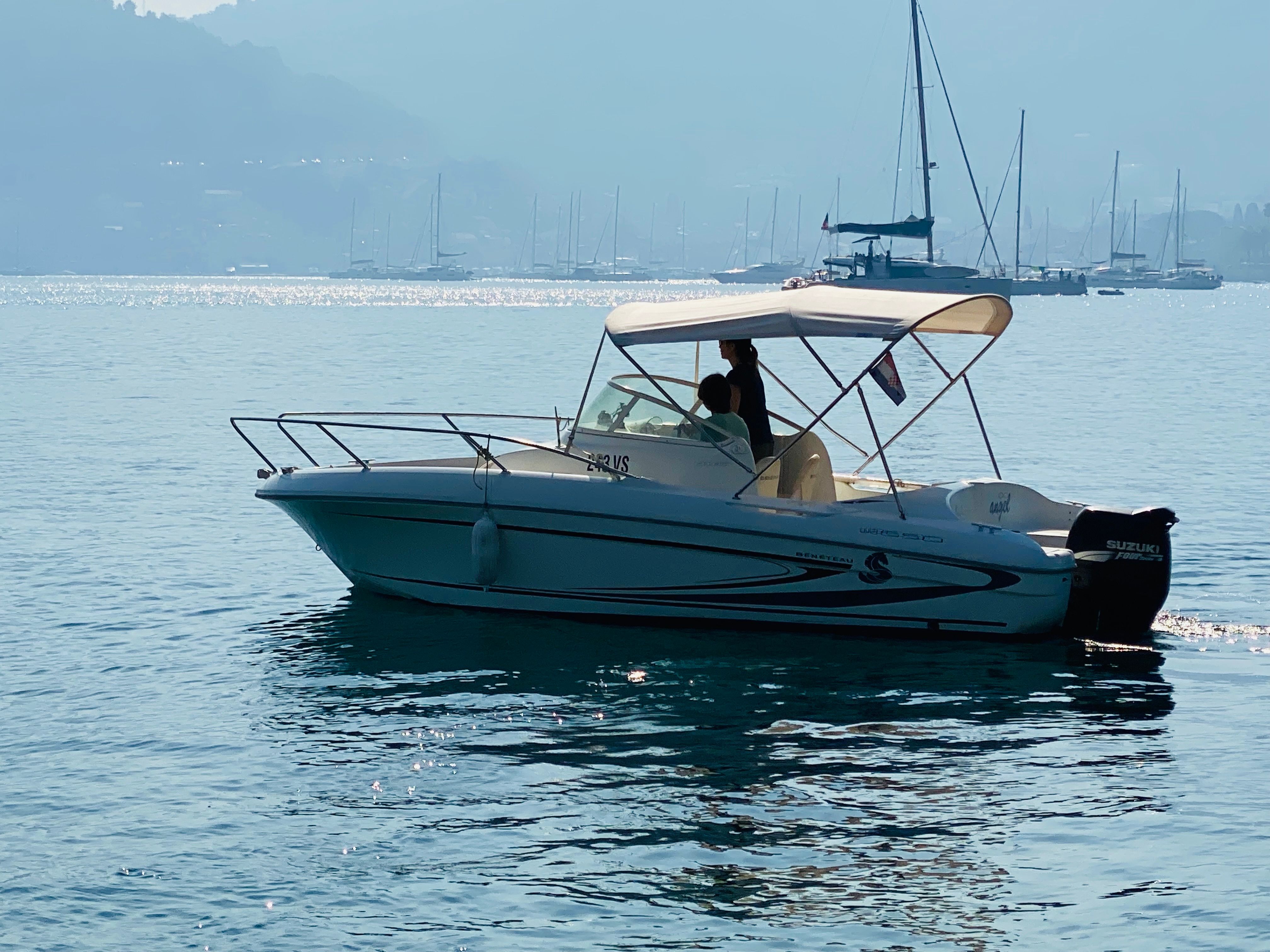 Beneteau Flyer 650 | Angel