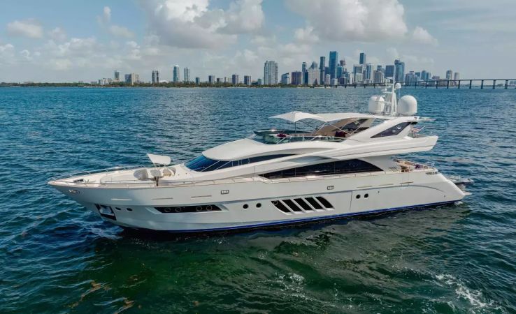 Dominator 95 | Casual