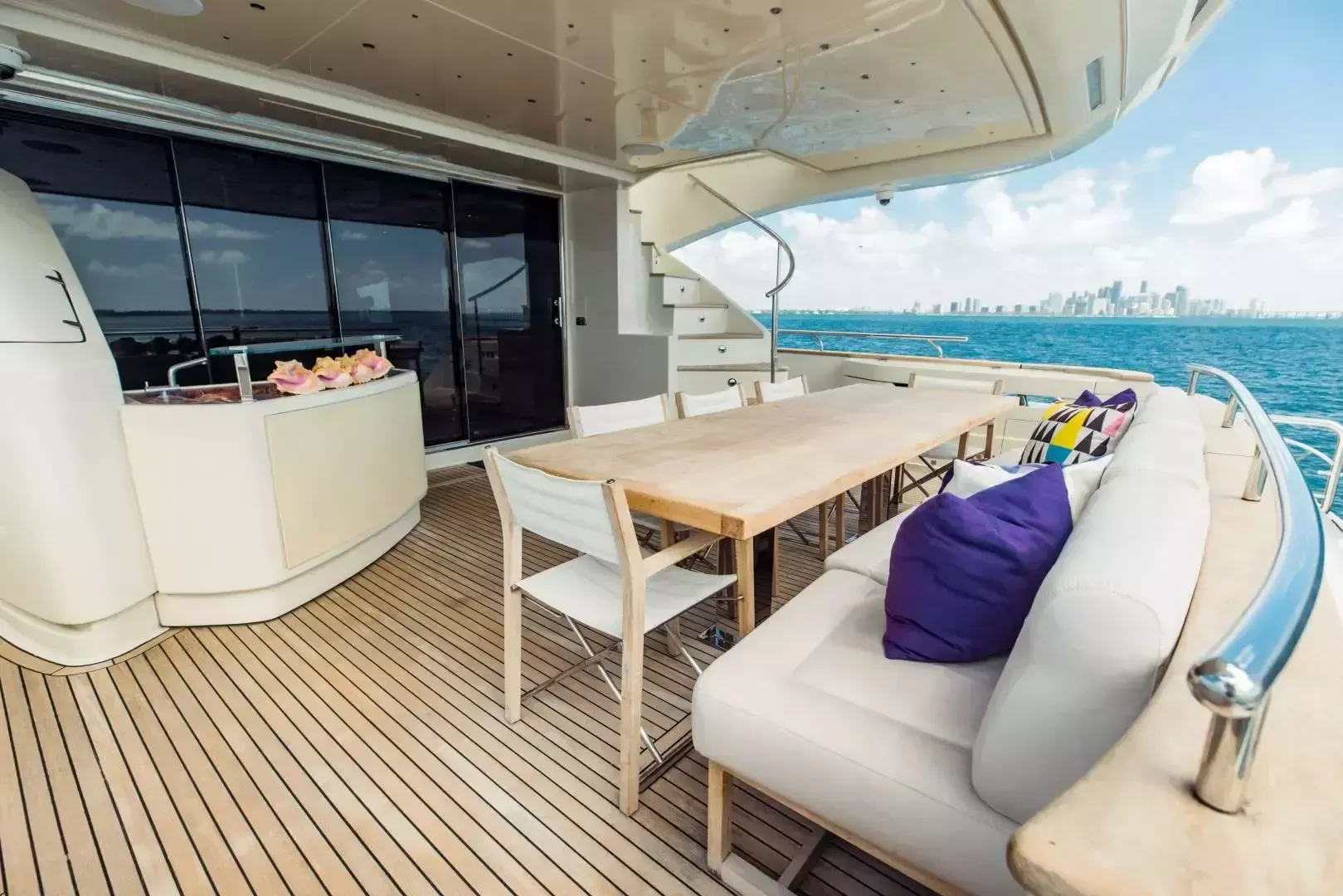 Dominator 95 | Casual