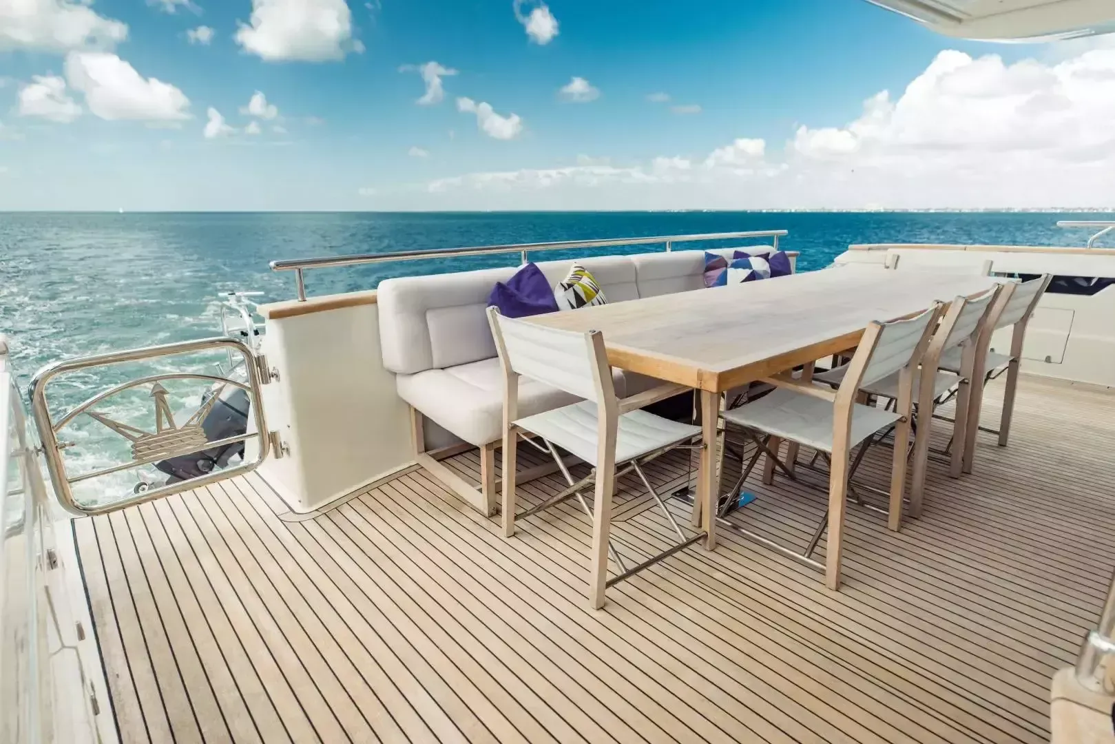 Dominator 95 | Casual