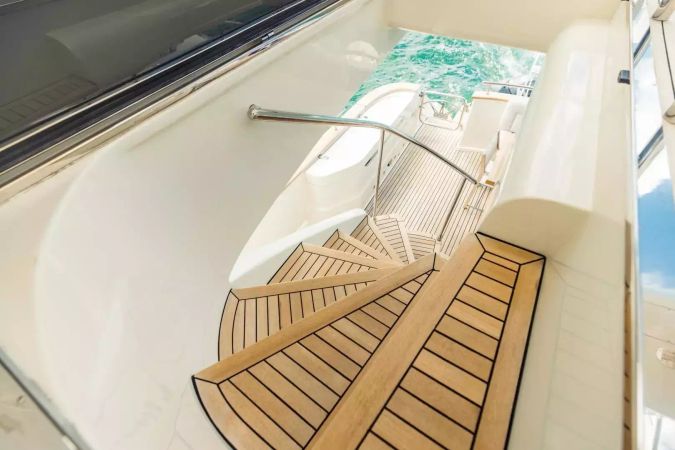 Dominator 95 | Casual