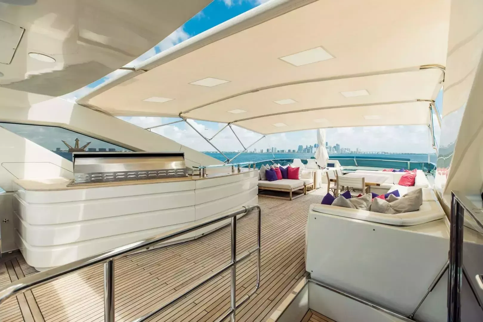 Dominator 95 | Casual