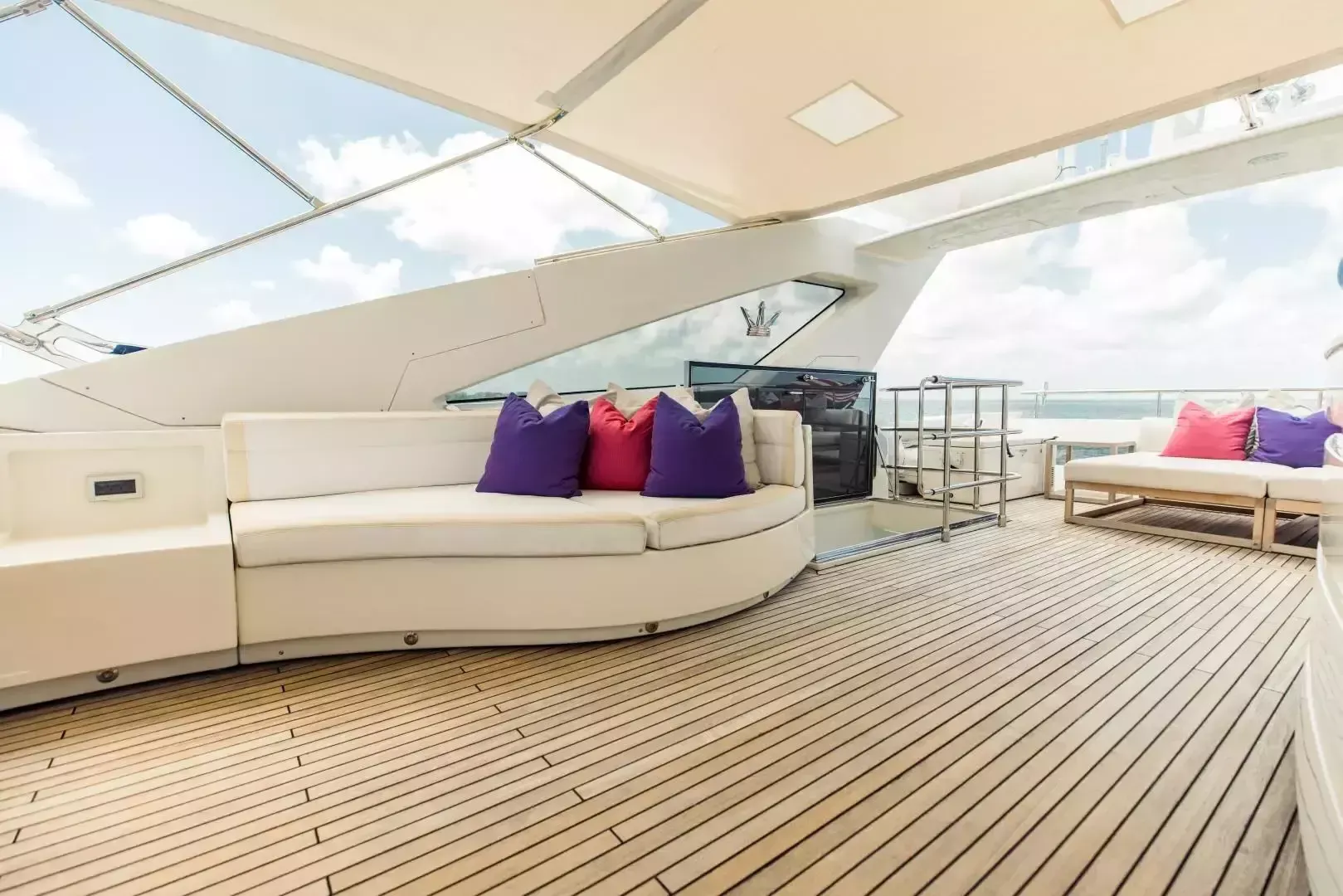 Dominator 95 | Casual