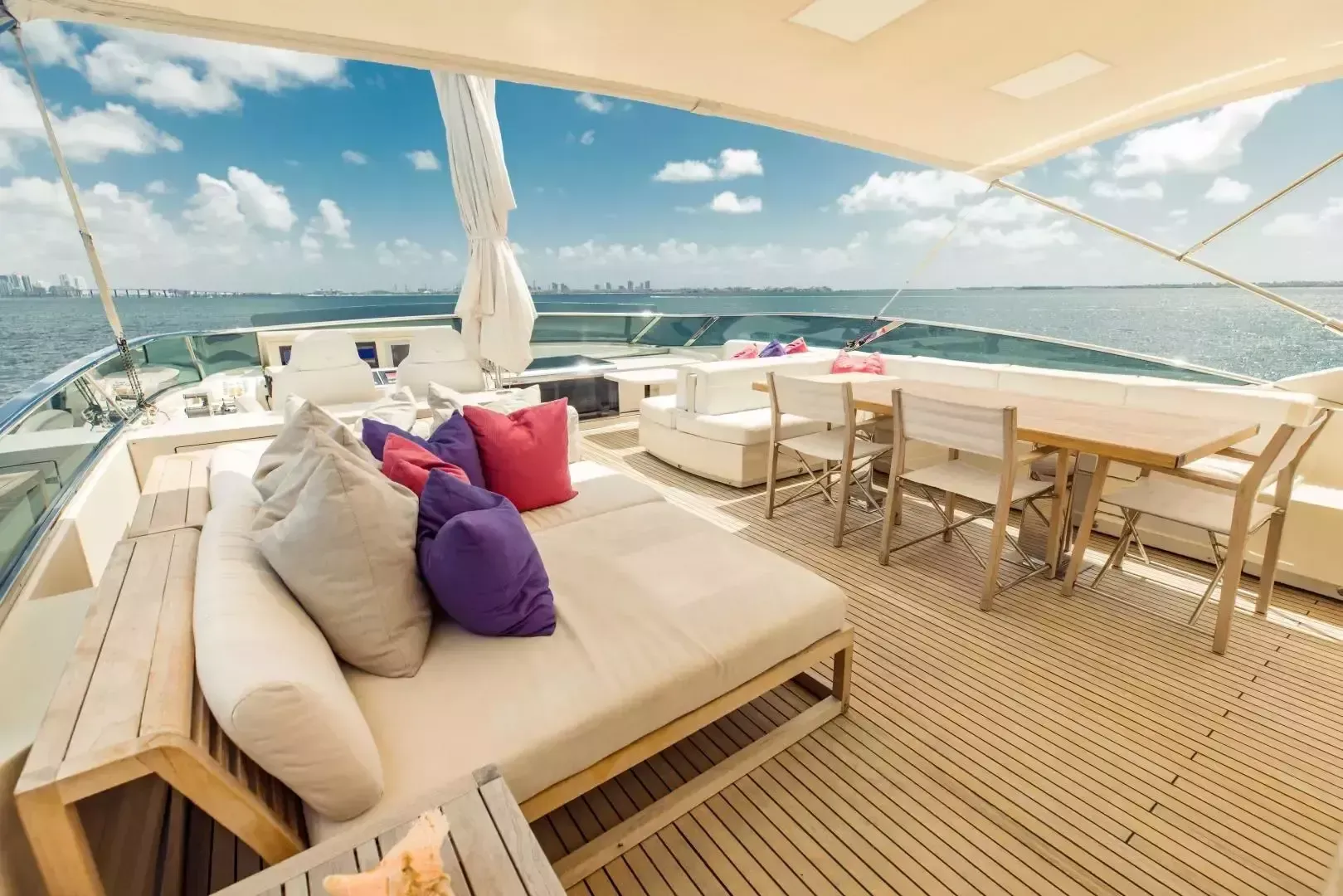 Dominator 95 | Casual