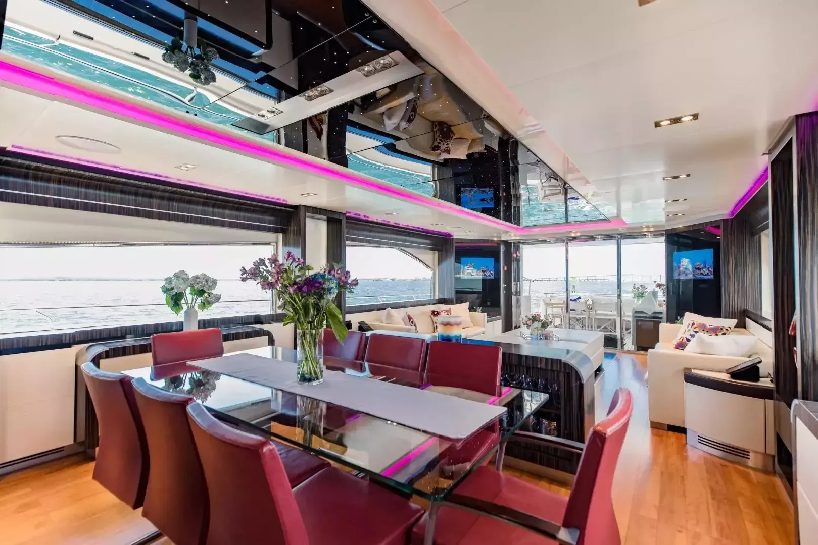 Dominator 95 | Casual