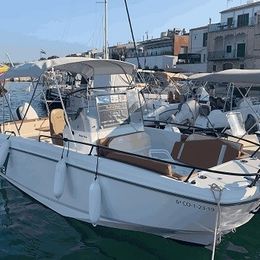 Beneteau Flyer 8 Spacedeck | Corb Mari