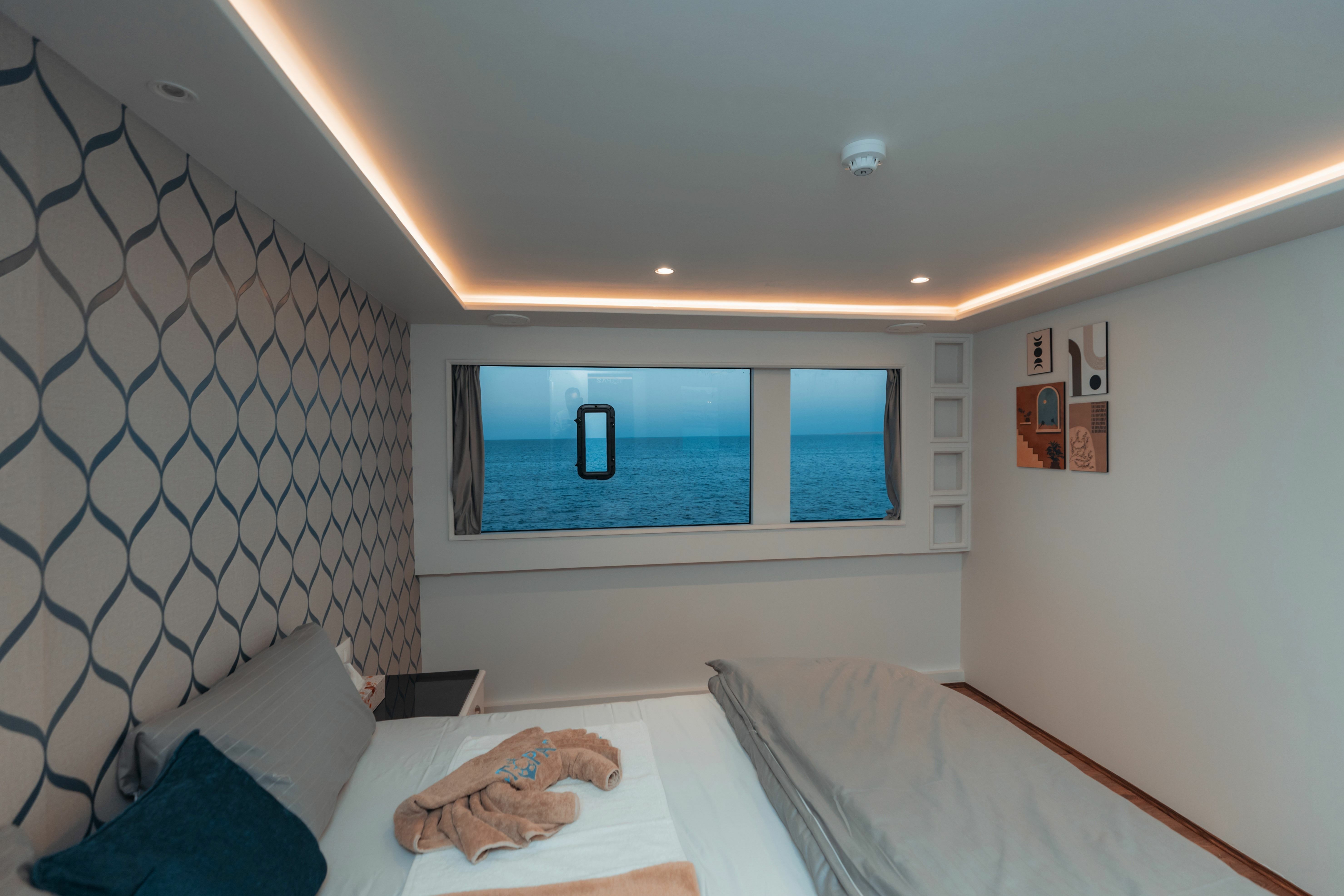 Custom Built 131 | Topaz