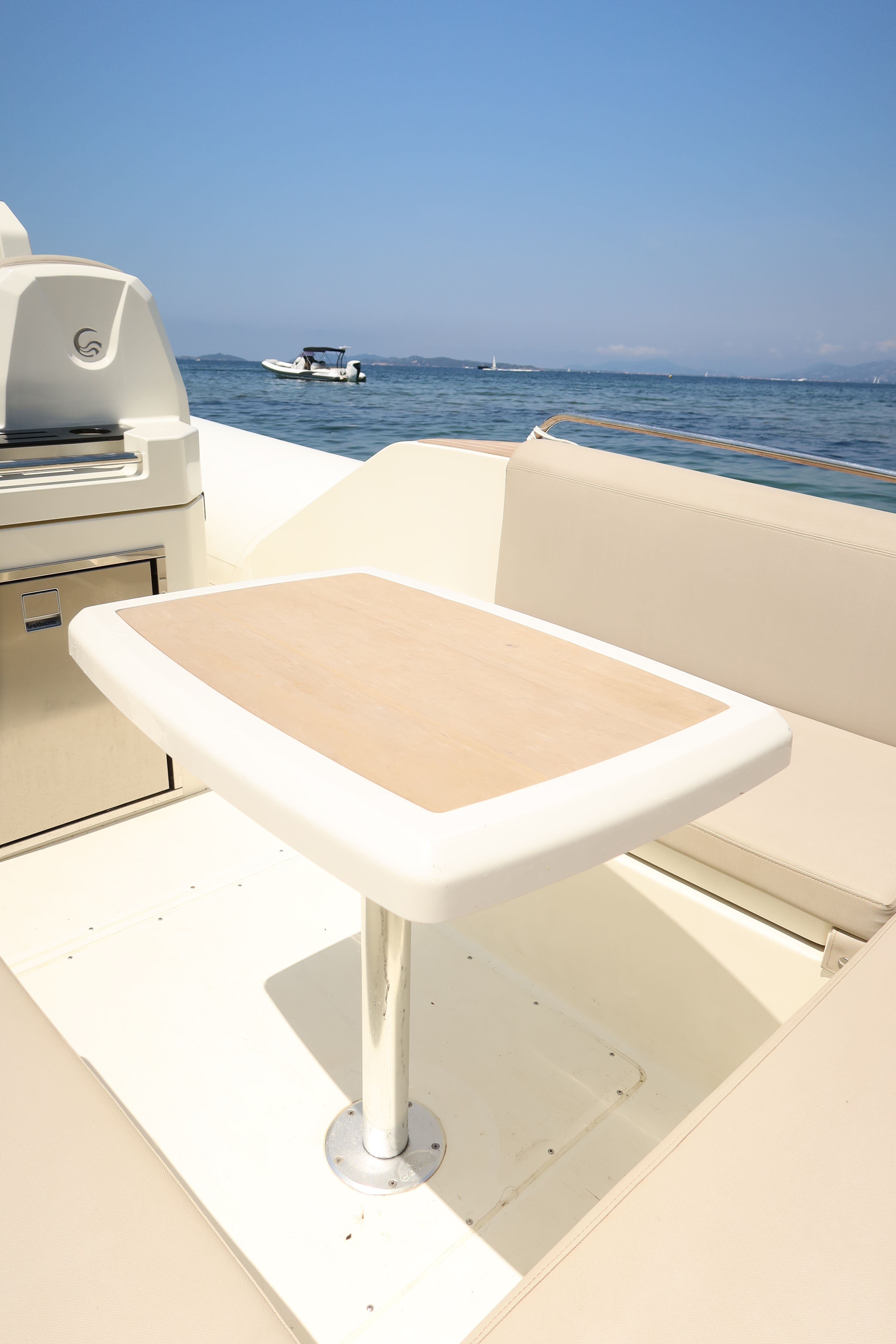 Capelli Tempest 900 | Yona