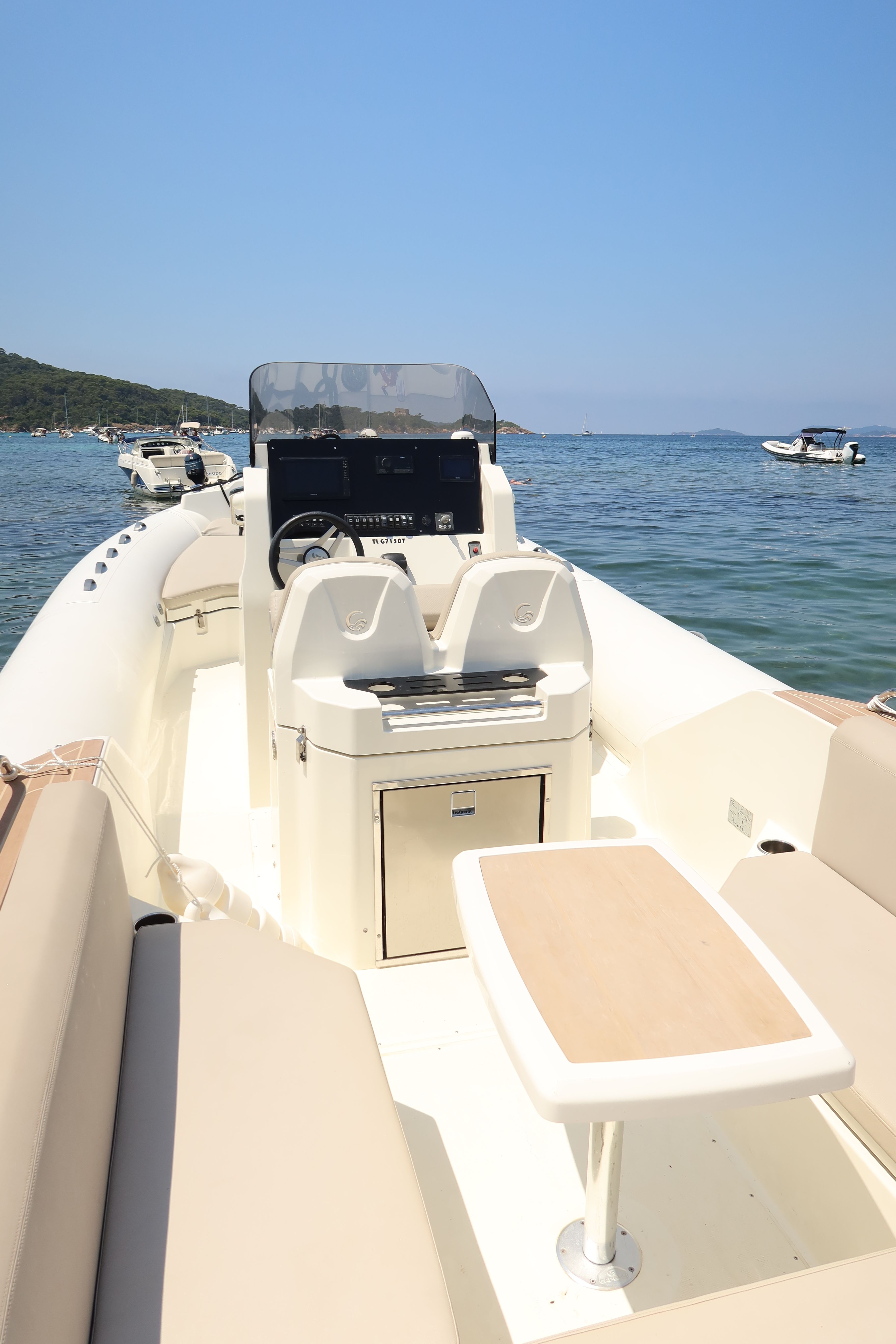 Capelli Tempest 900 | Yona