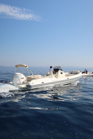 Capelli Tempest 900 | Yona