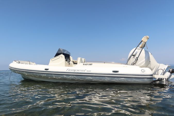 Capelli Tempest 900 | Yona