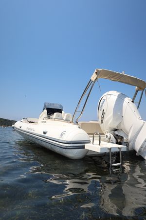 Capelli Tempest 900 | Yona