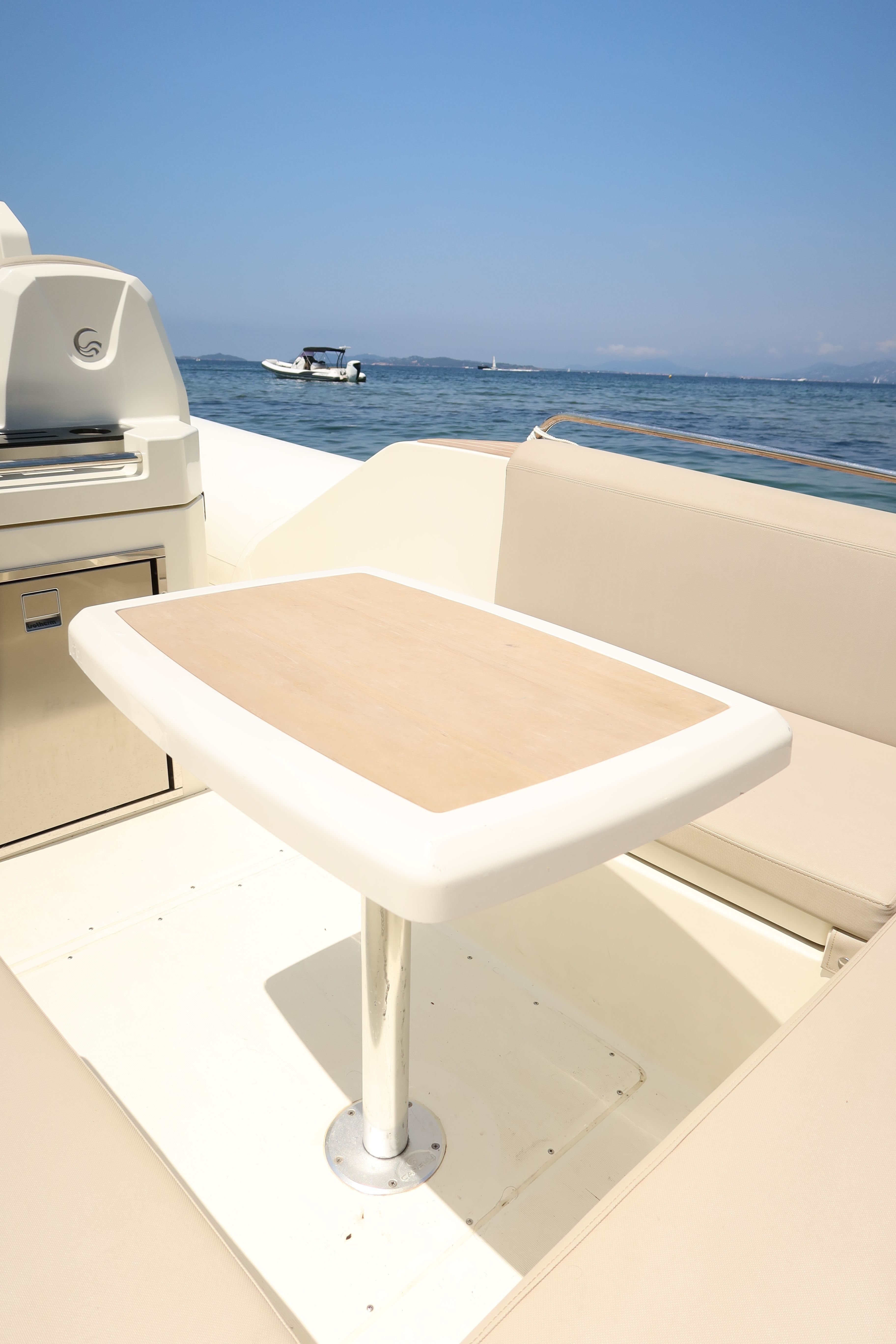 Capelli Tempest 900 | Yona