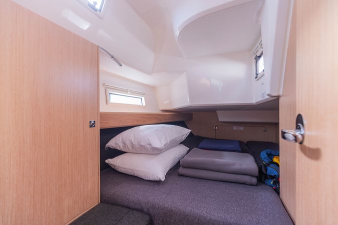 Bavaria Cruiser 37 | Carissima