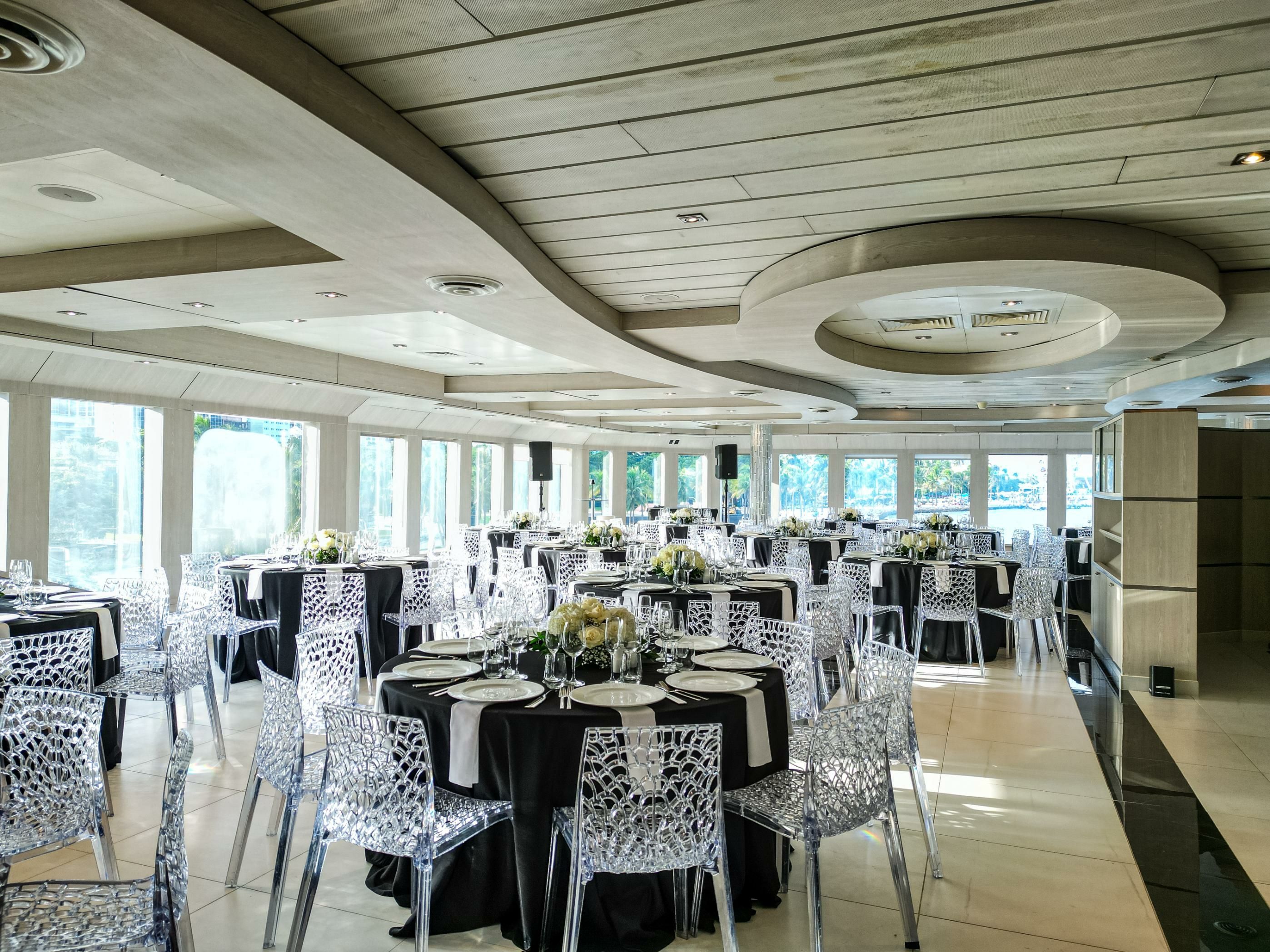 Custom Built 220 | Grand Luxe