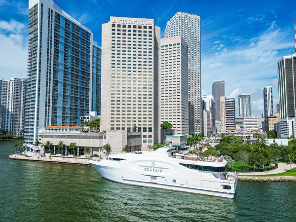 Custom Built 220 | Grand Luxe