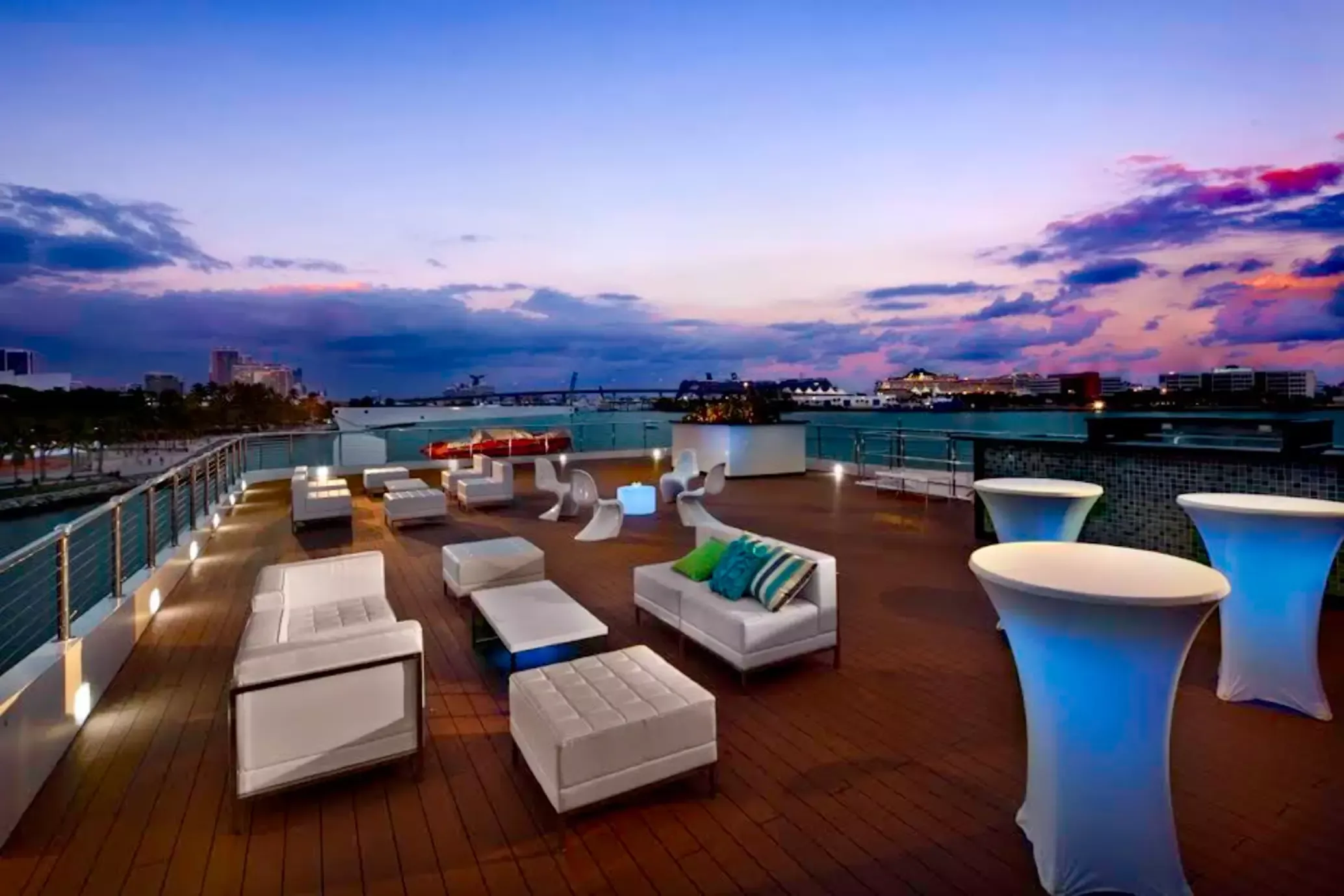 Custom Built 220 | Grand Luxe