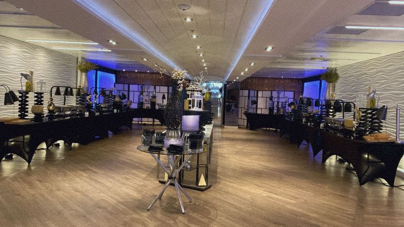 Custom Built 220 | Grand Luxe