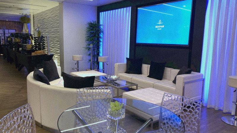 Custom Built 220 | Grand Luxe