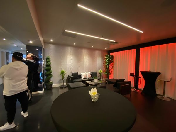 Custom Built 220 | Grand Luxe