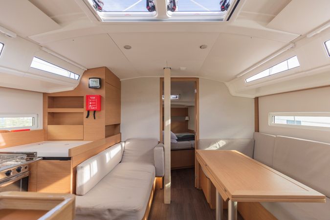 Jeanneau Sun Odyssey 410 | Blue Dot.