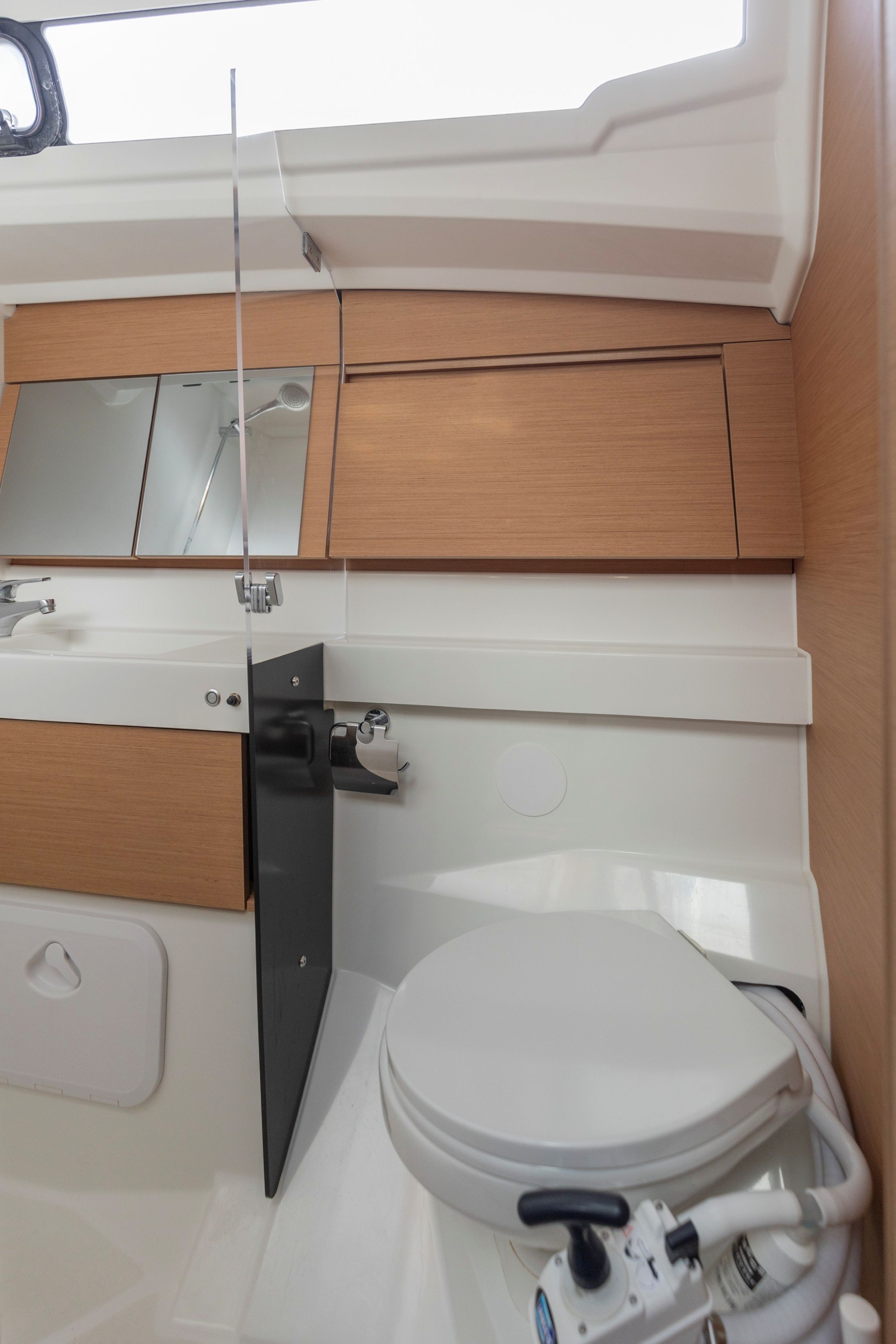 Jeanneau Sun Odyssey 410 | Blue Dot.