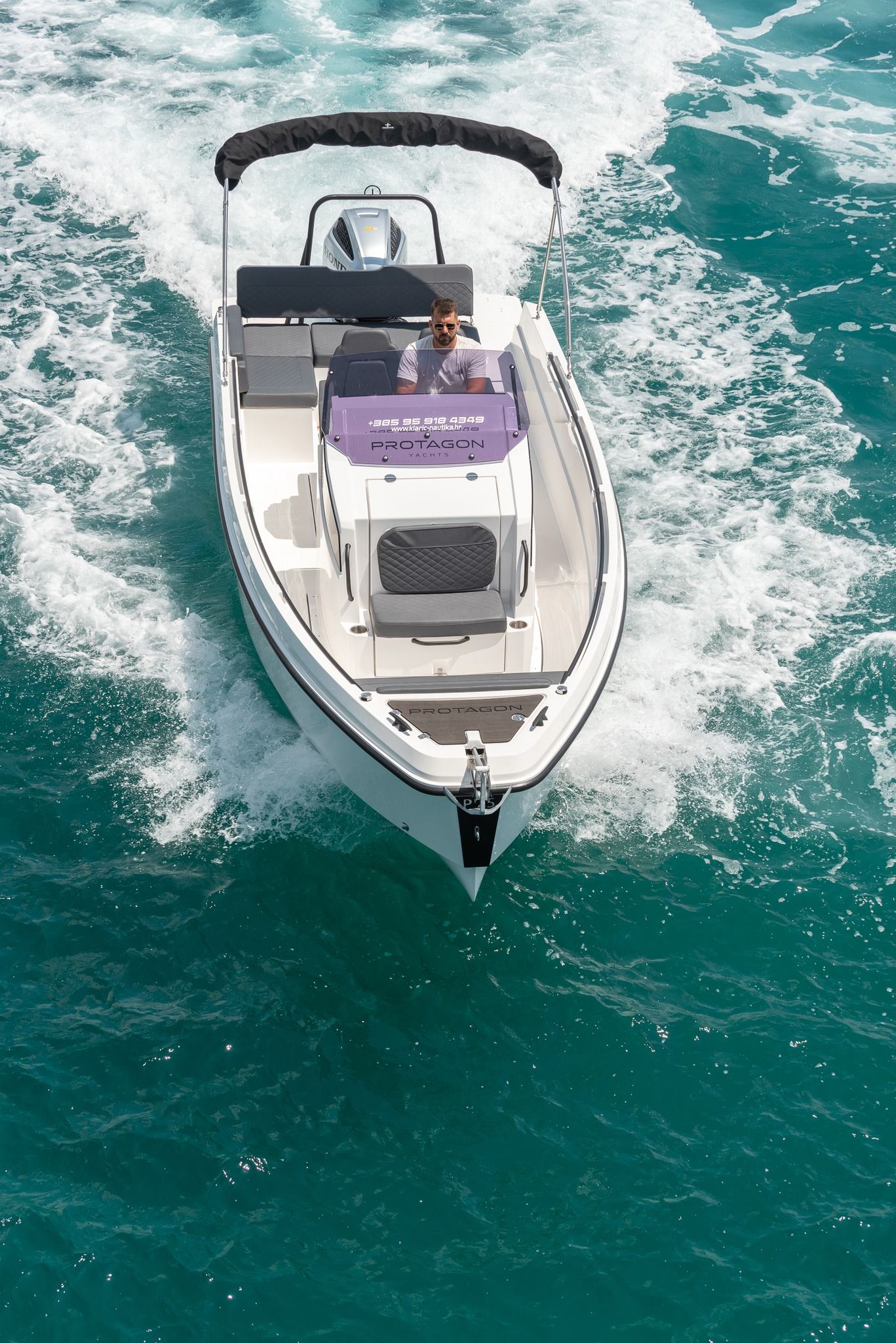 Protagon 25 | 25 Space