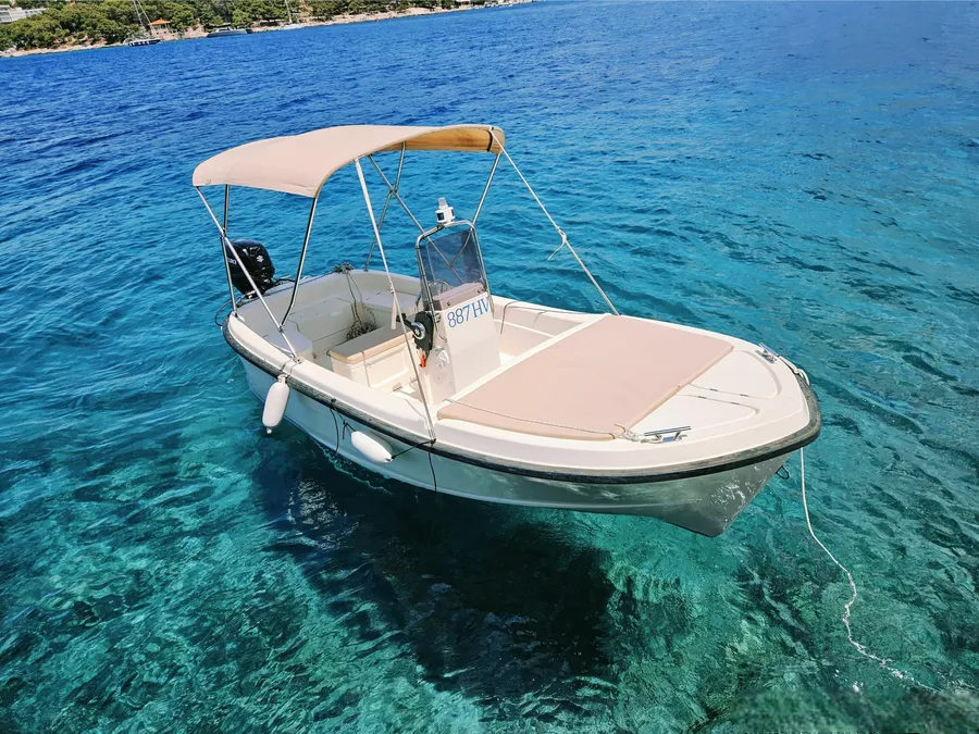 Betina Shipyard 500 | 21