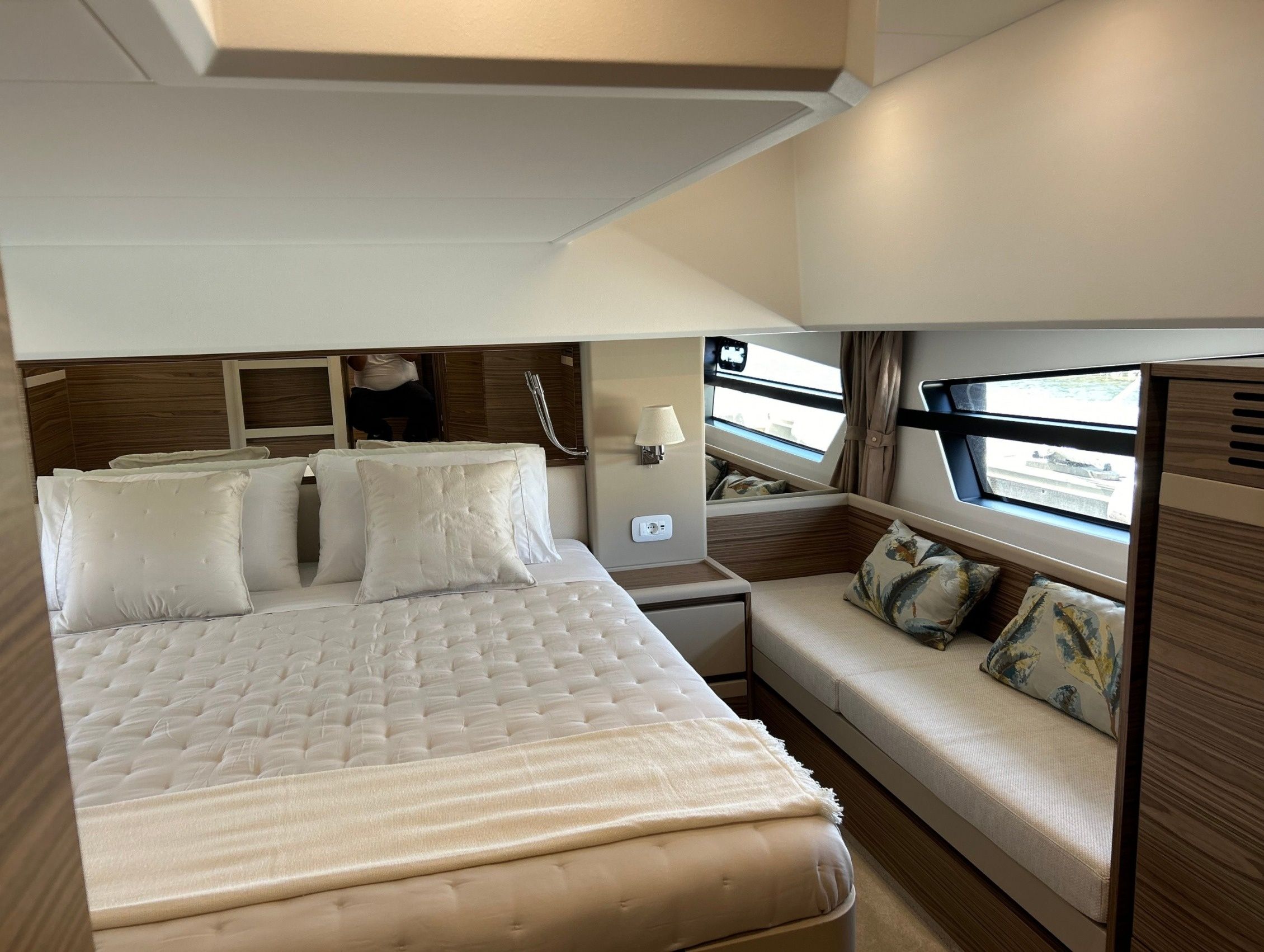 Greenline 45 Fly Hybrid | Green Ocean 1