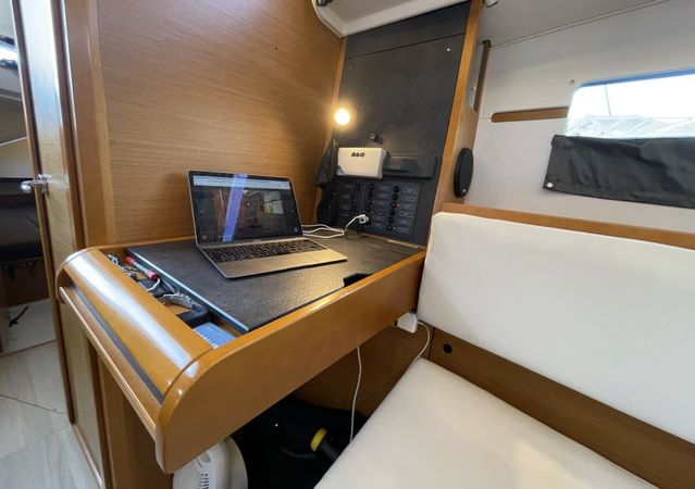 Jeanneau Sun Odyssey 349 | Pikoleto