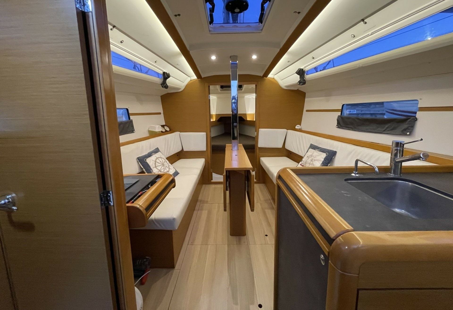 Jeanneau Sun Odyssey 349 | Pikoleto