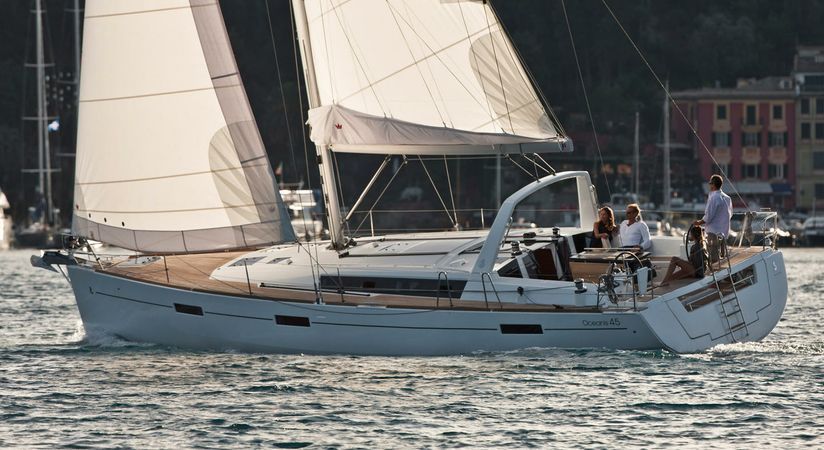 Beneteau Oceanis 45 | Stella