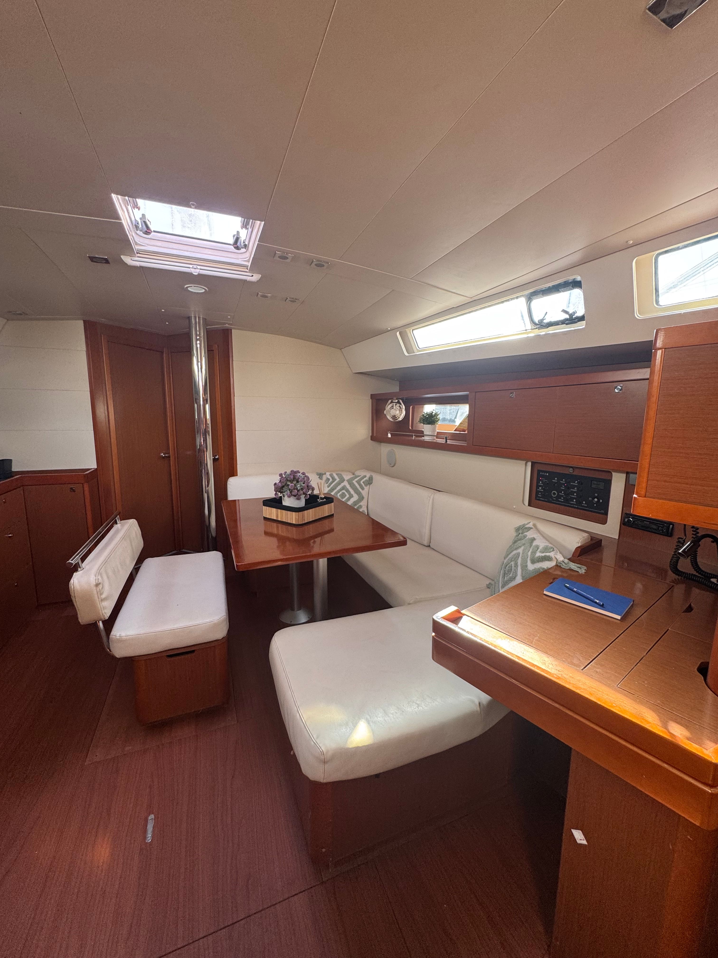 Beneteau Oceanis 45 | Stella