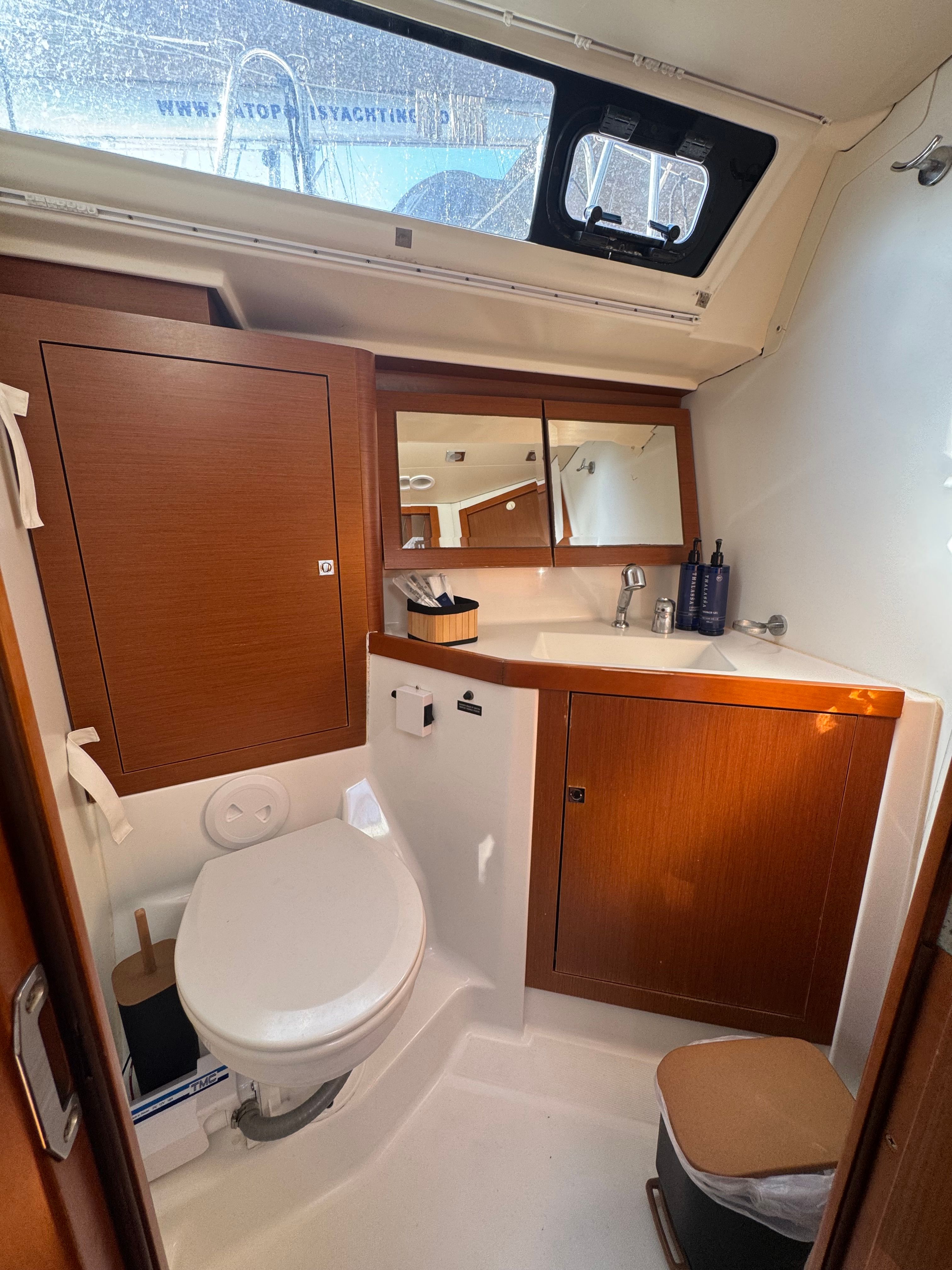 Beneteau Oceanis 45 | Stella
