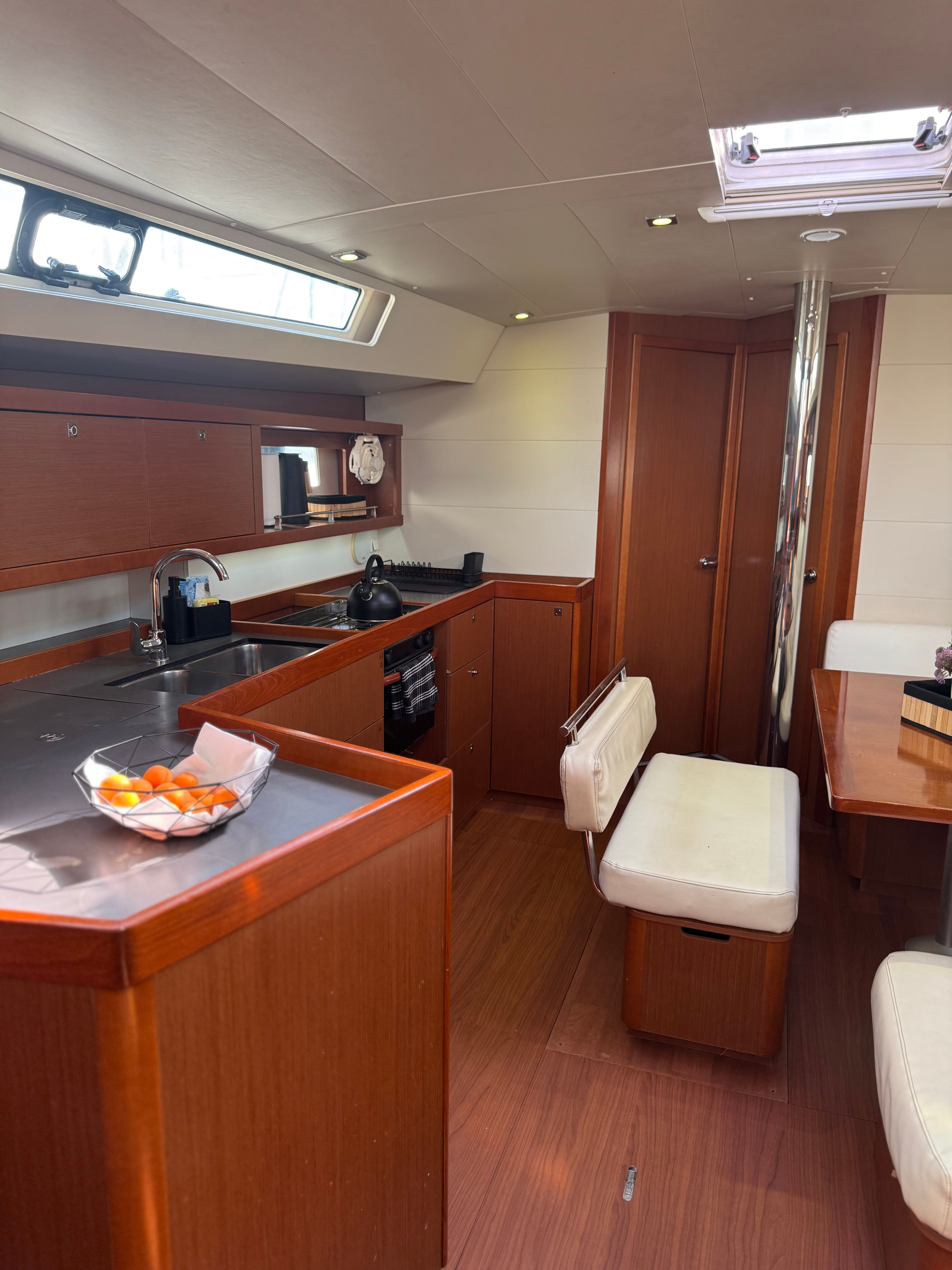 Beneteau Oceanis 45 | Stella