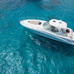 Sea Ray 420 Sundancer | Sea Cottage