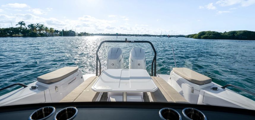 Axopar 37 Sun Top | Sasha